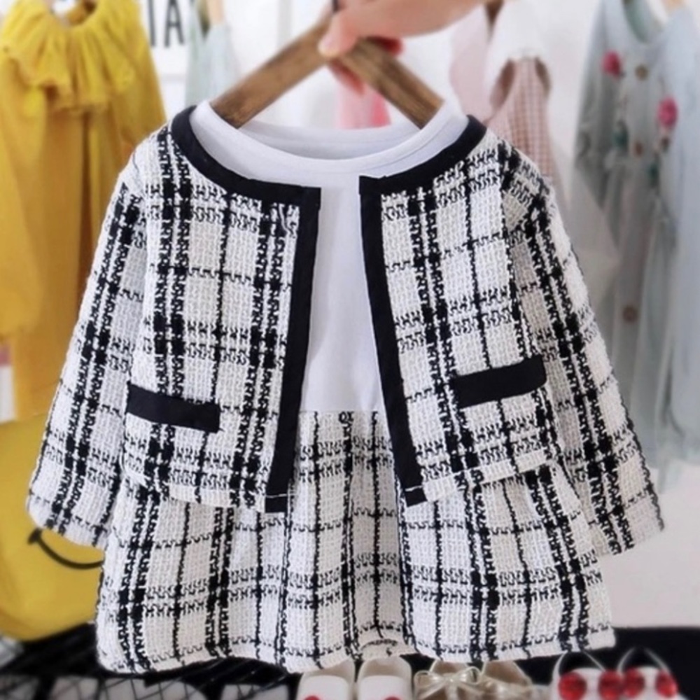 Private Label Tweed Outfit White & Navy